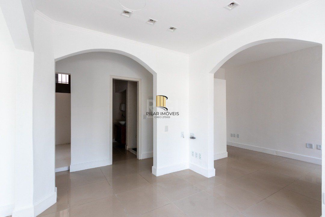 Predio para Venda - 215.37m², 0 dormitórios, Menino Deus