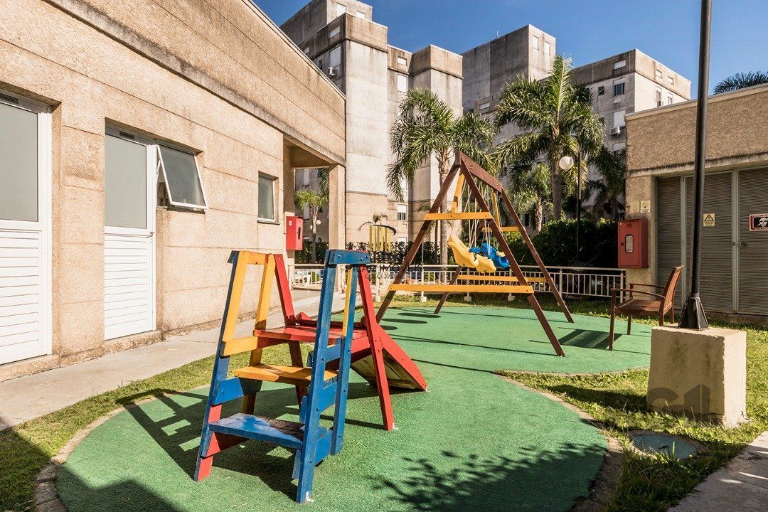 Apartamento  com 2 quartos e 1 banheiro no total