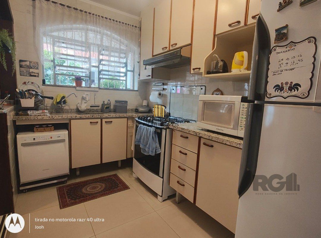 Casa 4 dormitórios no bairro Cavalhada