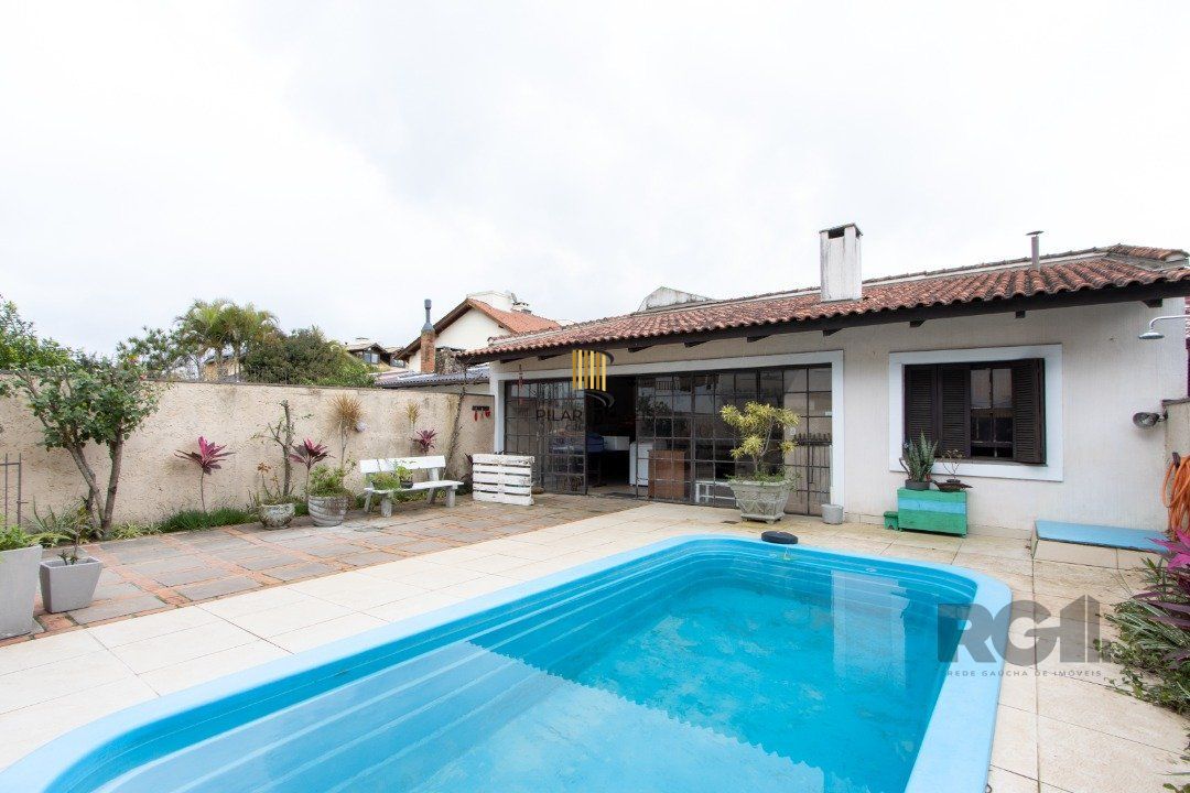 Casa para Venda - 200m², 3 dormitórios, sendo 1 suites, 3 vagas - Jardim Verde