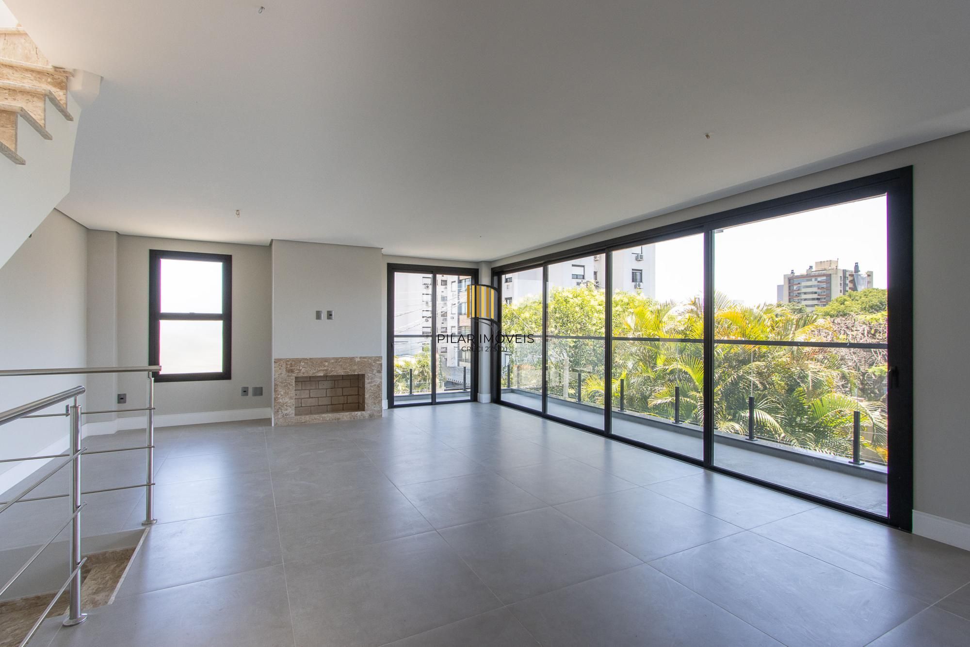 Casa em condomínio com conforto e exclusividade no bairro Tristeza