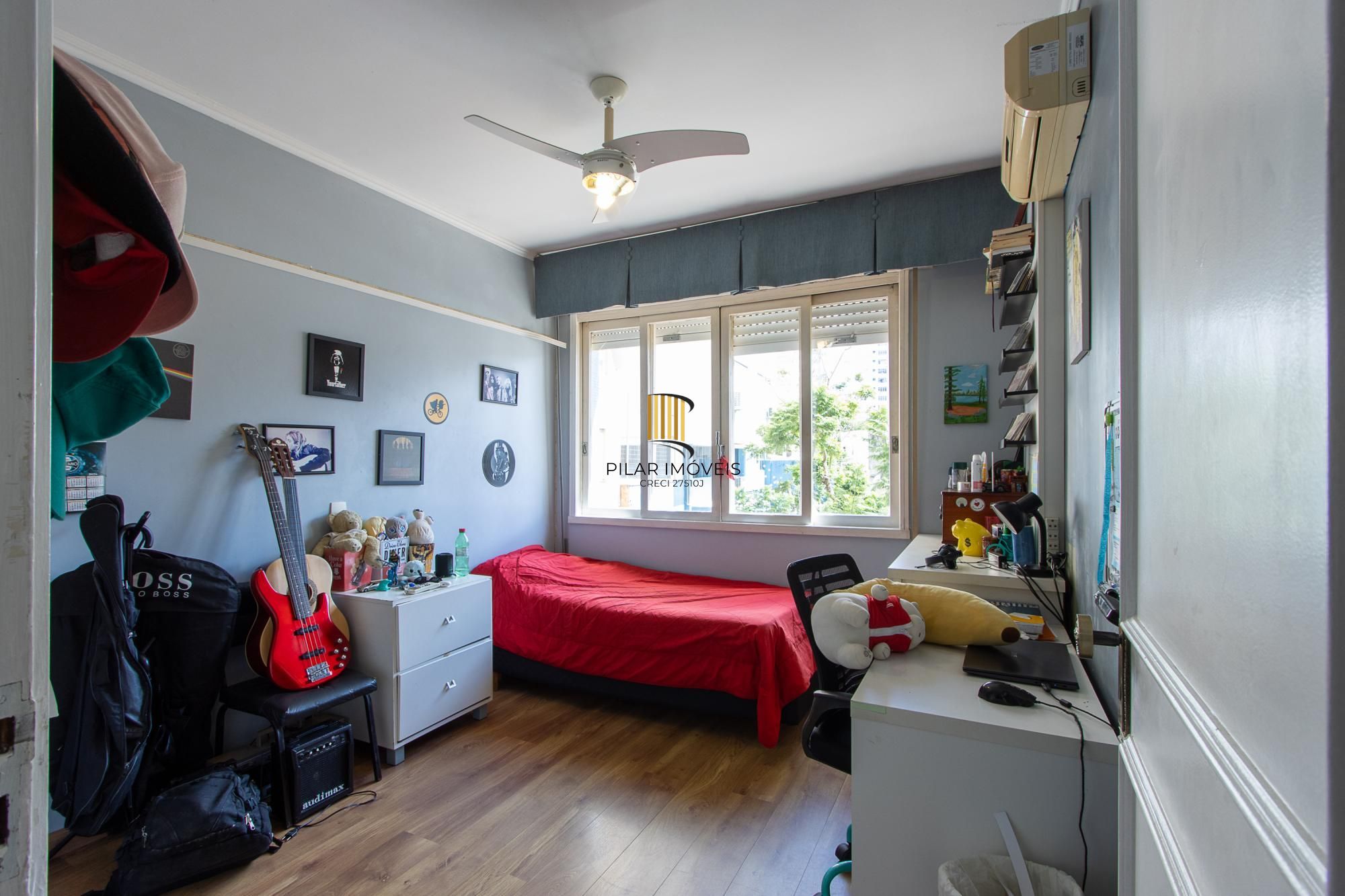 Apartamento 3 dormitorios com 168,65m2 privativos e uma vaga..