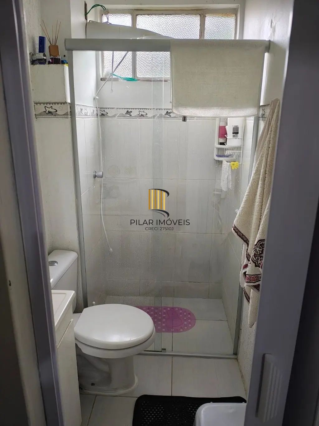 Apartamento com 1 dormitório no condomínio Pereira Neto