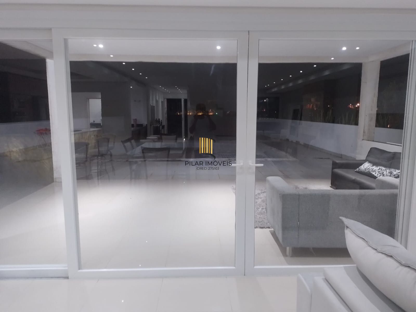 Excelente Casa à Venda no Condomínio Terra Ville - Pilar Imóveis