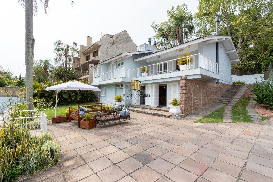 Casa para Venda - 312m², 5 dormitórios, sendo 3 suites, 6 vagas - Vila Conceição