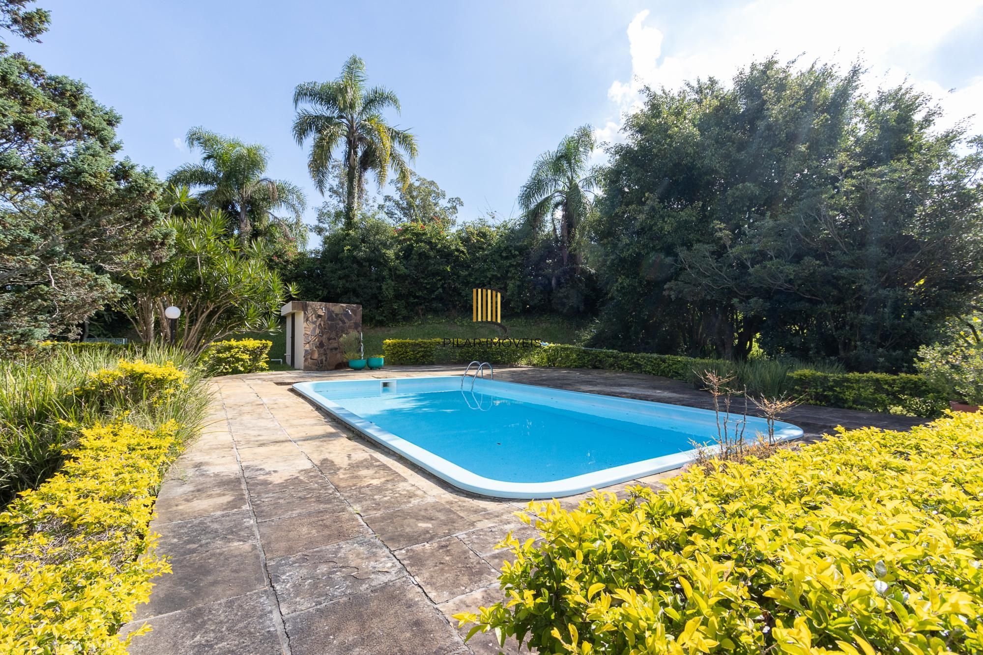 Casa em condomínio á venda com 6 dormitórios em Porto Alegre