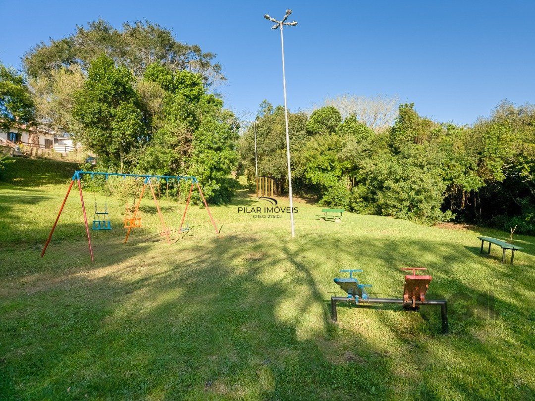Casa com 3 quartos, suite, pátio - Bairro Espírito Santo - Potro Alegre (RS)
