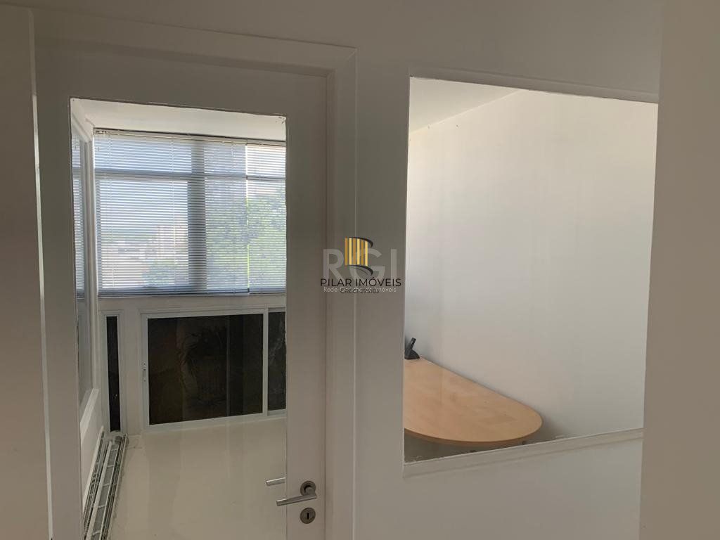 Sala comercial na Getúlio Vargas com 81,92m² privativos