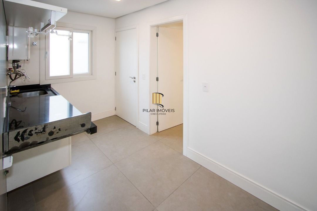 Casa Condominio para Venda - 414m², 4 dormitórios, sendo 4 suites, 3 vagas - Terra Ville