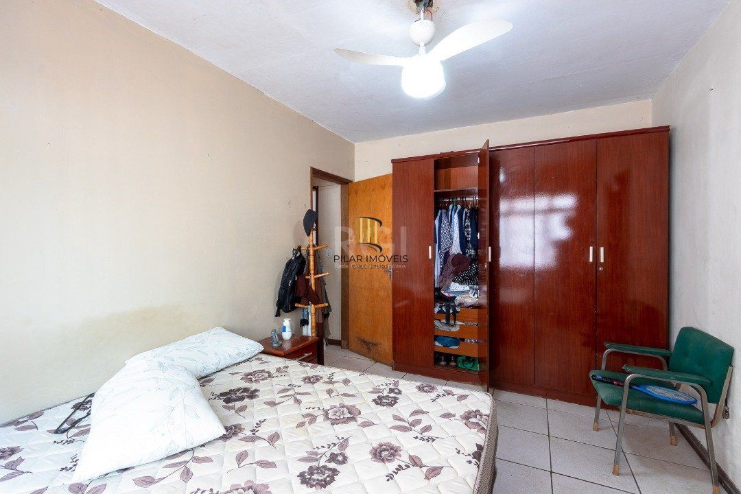 Casa para Venda - 149.99m², 6 dormitórios, sendo 2 suites, Nonoai