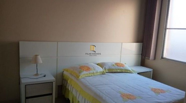 Apartamento 2 dormitórios desocupado à venda no bairro São João