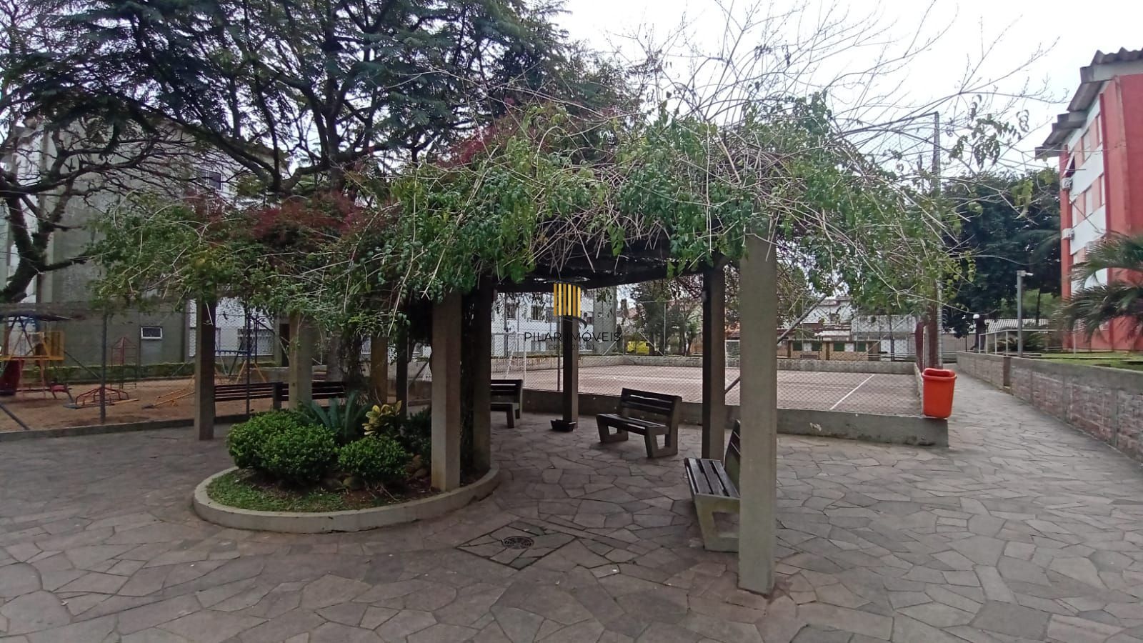 Apartamento com 1 dormitório, no bairro Vila Nova