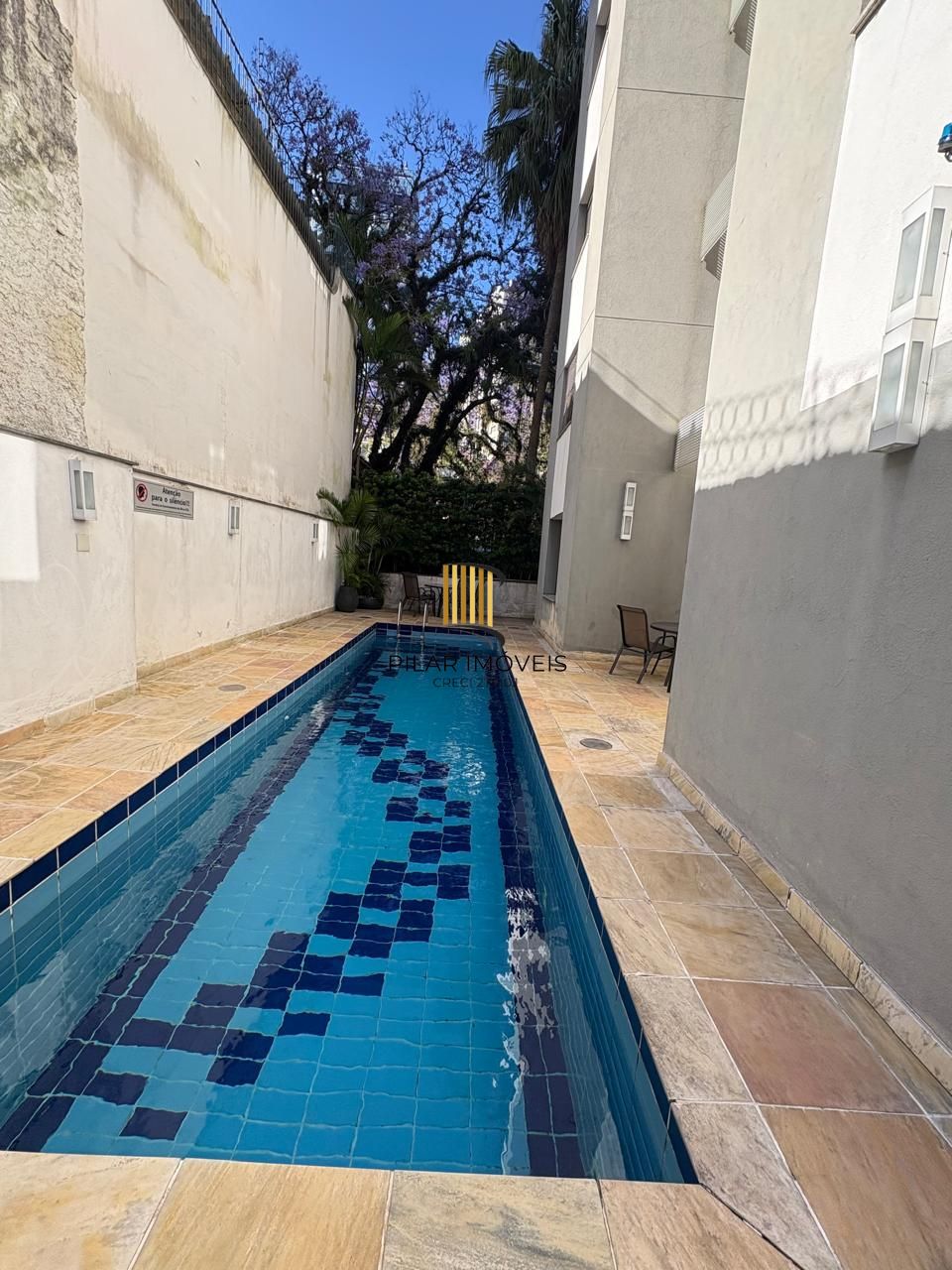 Apartamento com 2 suites, lavabo e 2 vagas de garagem no Bairro Rio Branco