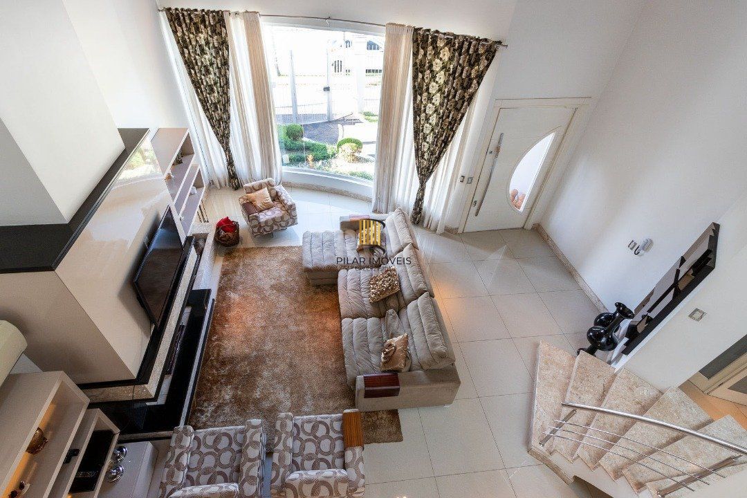 Casa para Venda - 463m², 4 dormitórios, sendo 4 suites, 4 vagas - Ipanema