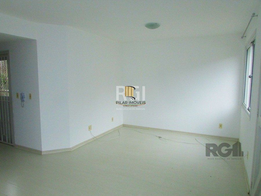 Casa em condomínio para Venda com 3 dormitórios, sendo 1 suites e 2 vagas no bairro Cristal