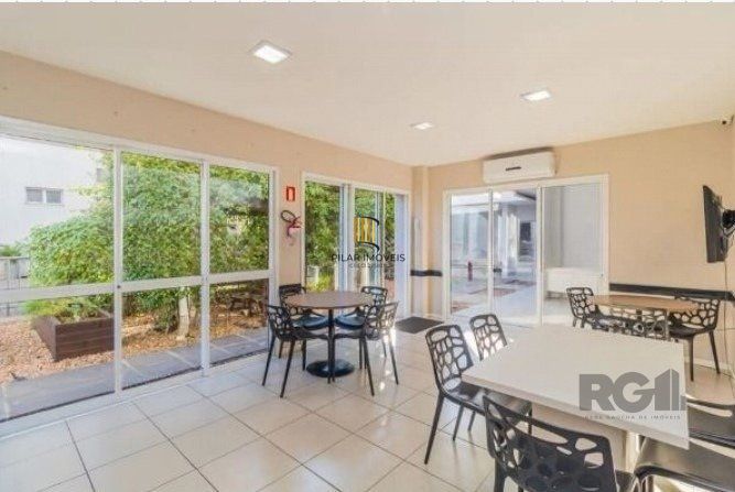 Apartamento 2 dormitórios no bairro Vila São José
