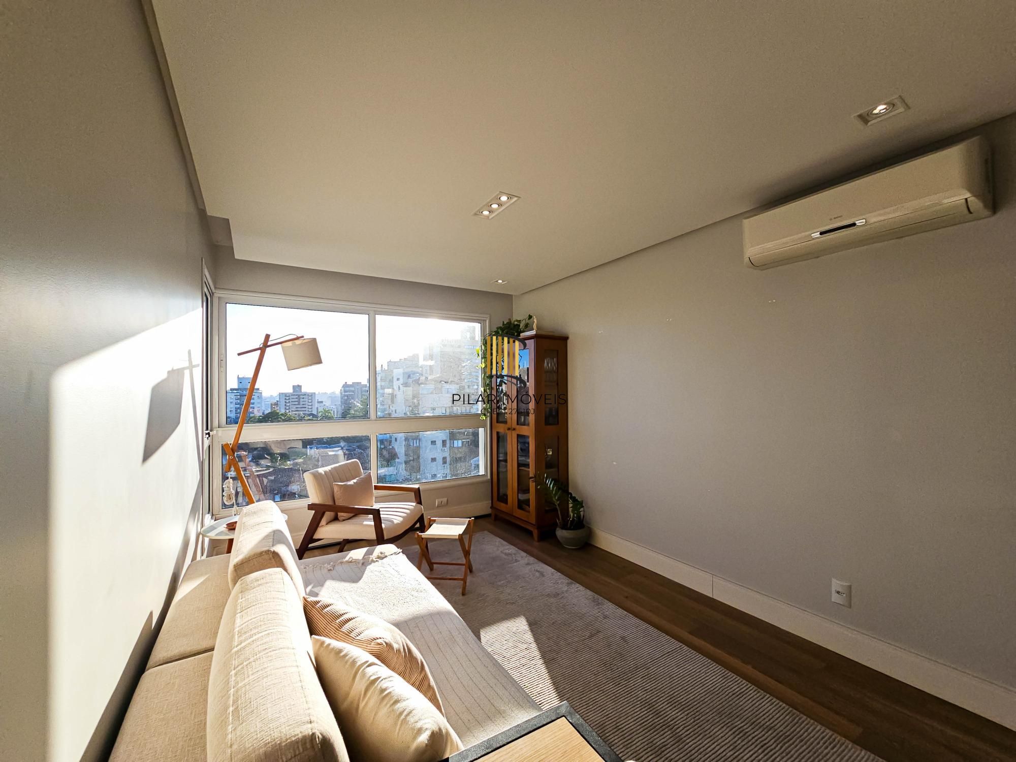 Apartamento Impecável no Petrópolis - 2 D (1 Suíte)
