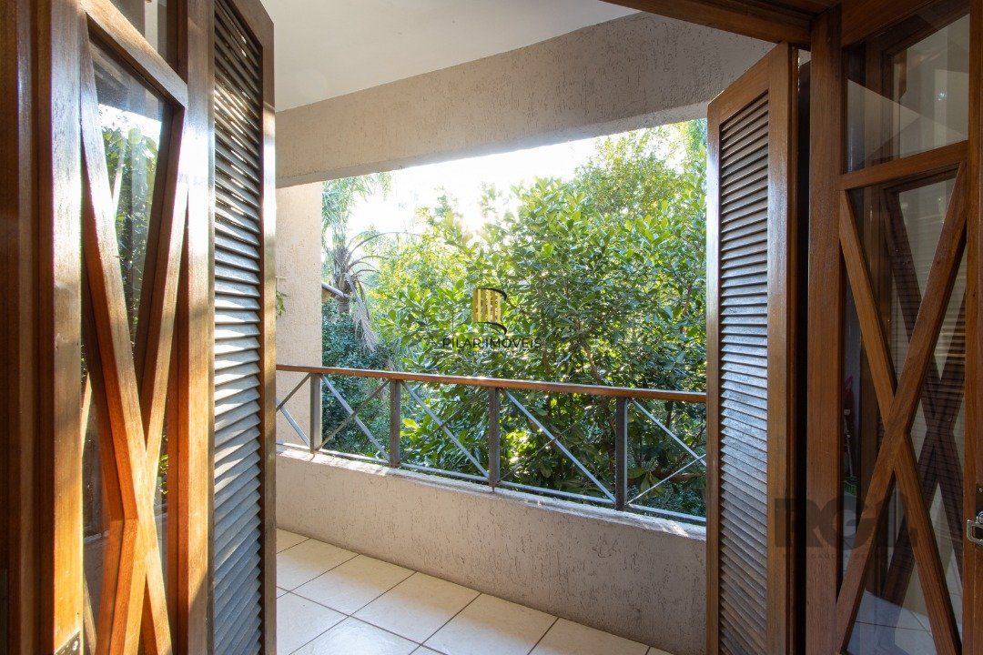 Casa de Condomínio 3 dormitórios no bairro Jardim Isabel
