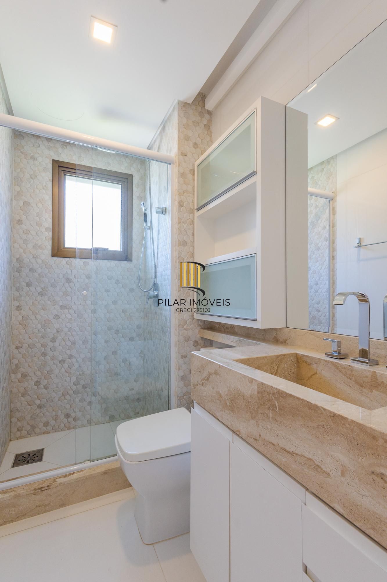 Apartamento 2 dormitórios no Petrópolis