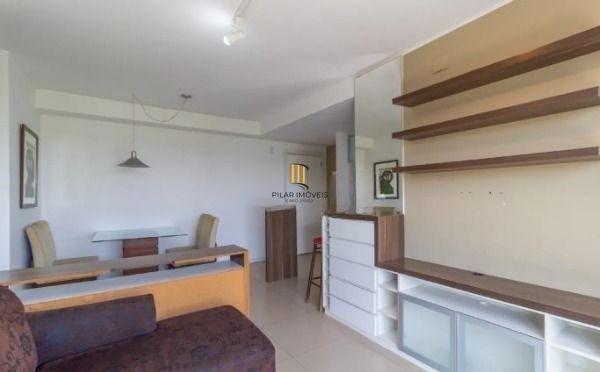 Apartamento | Bairro Cristal | 2 dormitórios | Suíte |  Semi mobiliado |  1 vaga escriturada