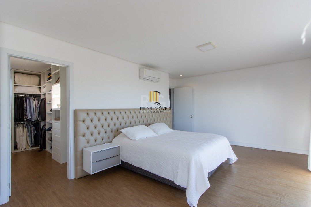 Casa Condominio para Venda - 608.97m², 4 dormitórios, sendo 4 suites, 3 vagas - Alphaville