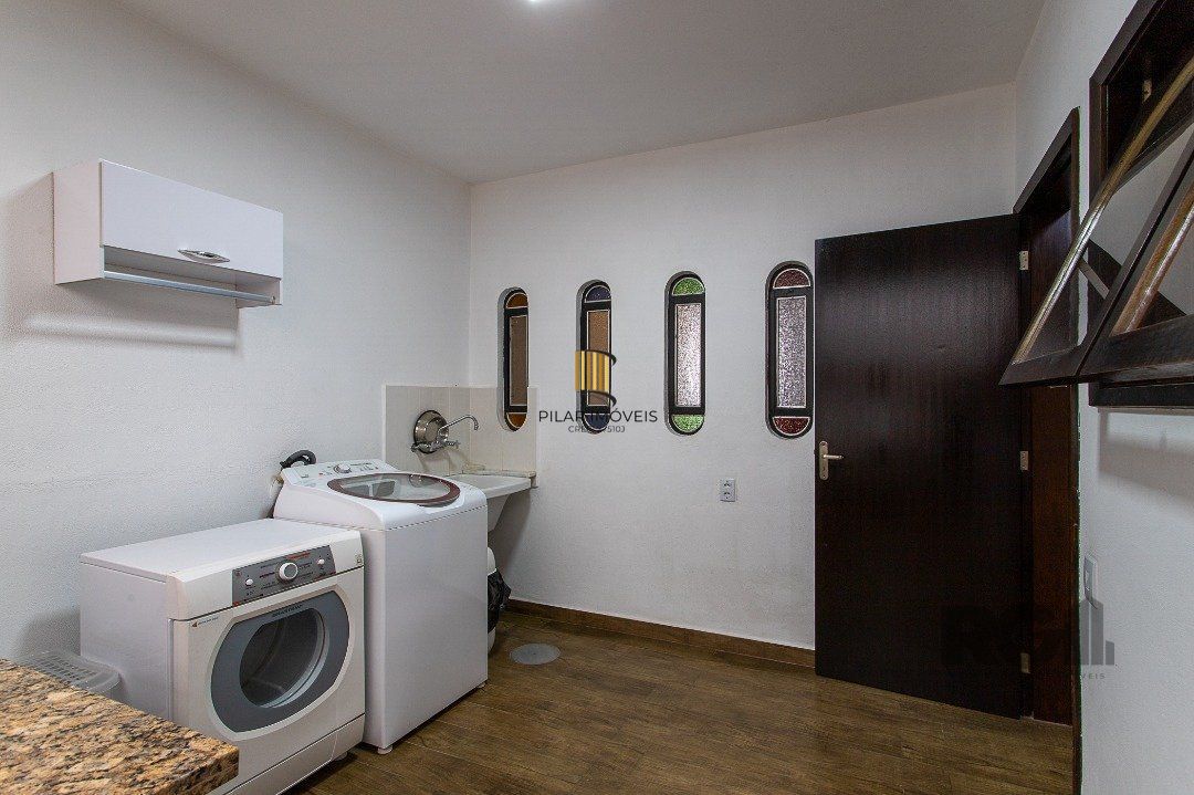 Casa 4 dormitórios no bairro Jardim Isabel