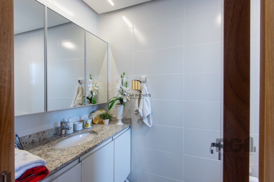 Apartamento 2 dormitórios no bairro Tristeza