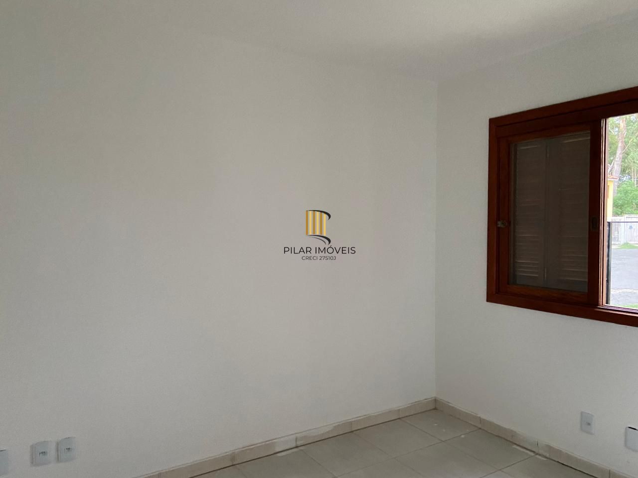 Casa 2 dormitórios no bairro Hípica