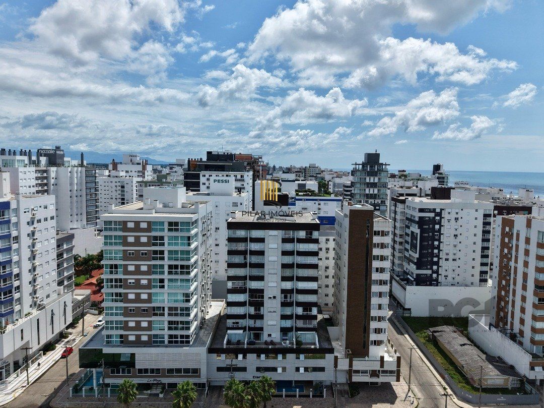 APARTAMENTO COM TERRAÇO E VISTA PARA O MAR, À VENDA  EM CAPÃO DA CANOA 