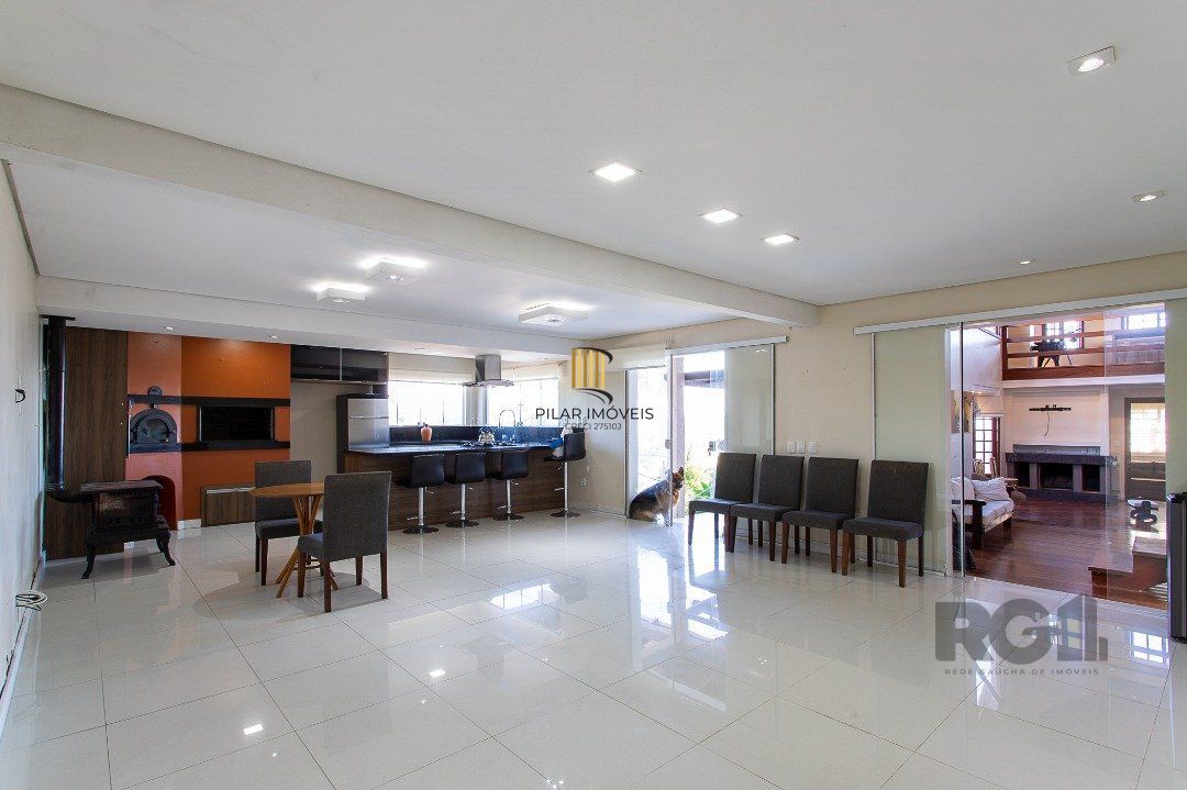 Casa 3 dormitórios no bairro Vila Nova
