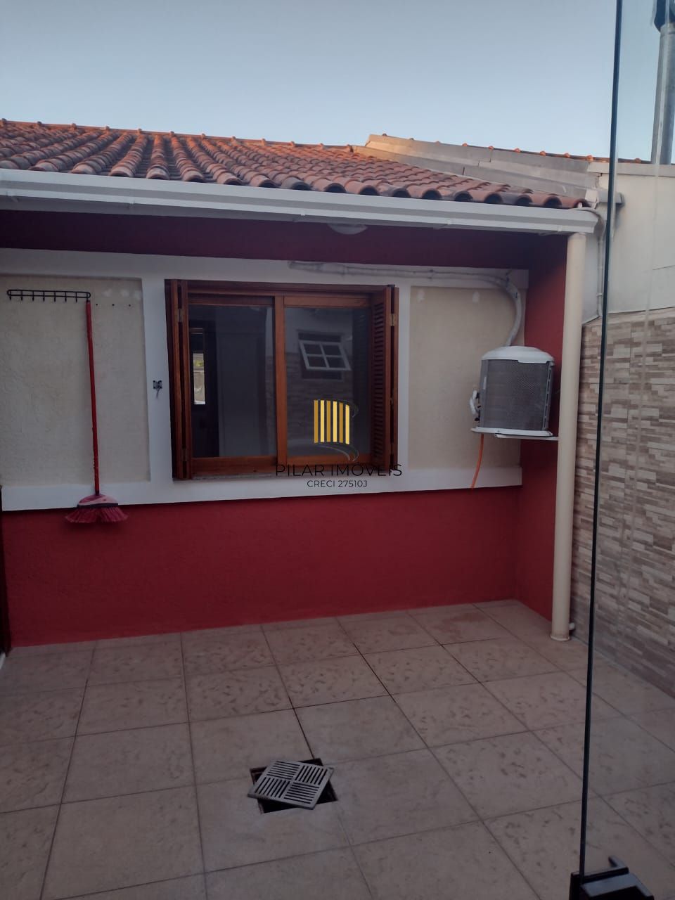 Casa 2 dormitórios no bairro Hípica