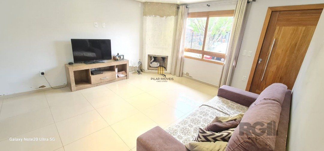 Casa para venda com 3 dormitórios, sendo 3 suítes e 2 vagas no residencial Jardins do Prado