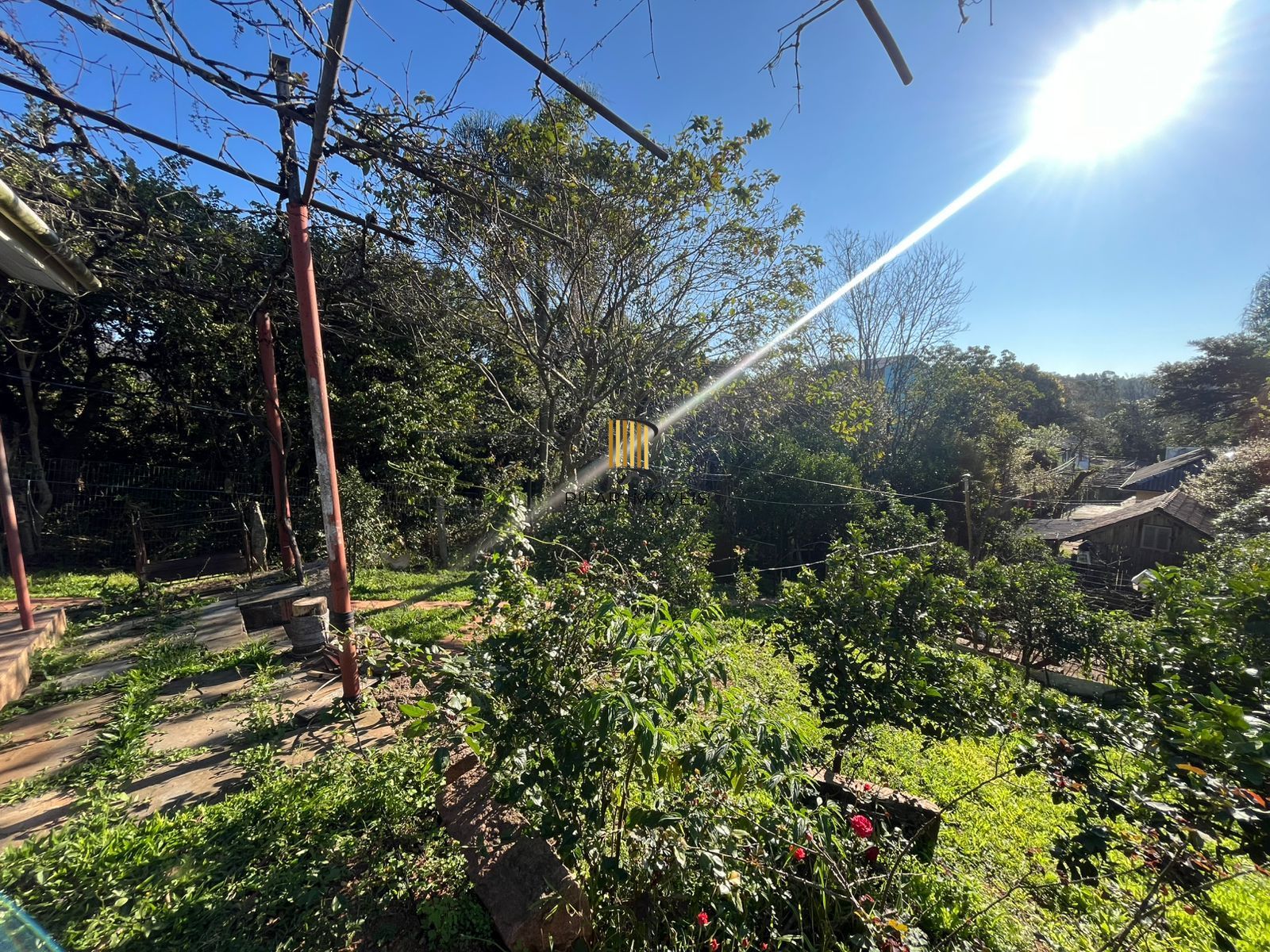 Terreno Amplo com 3 Casas – Vila Nova, Porto Alegre