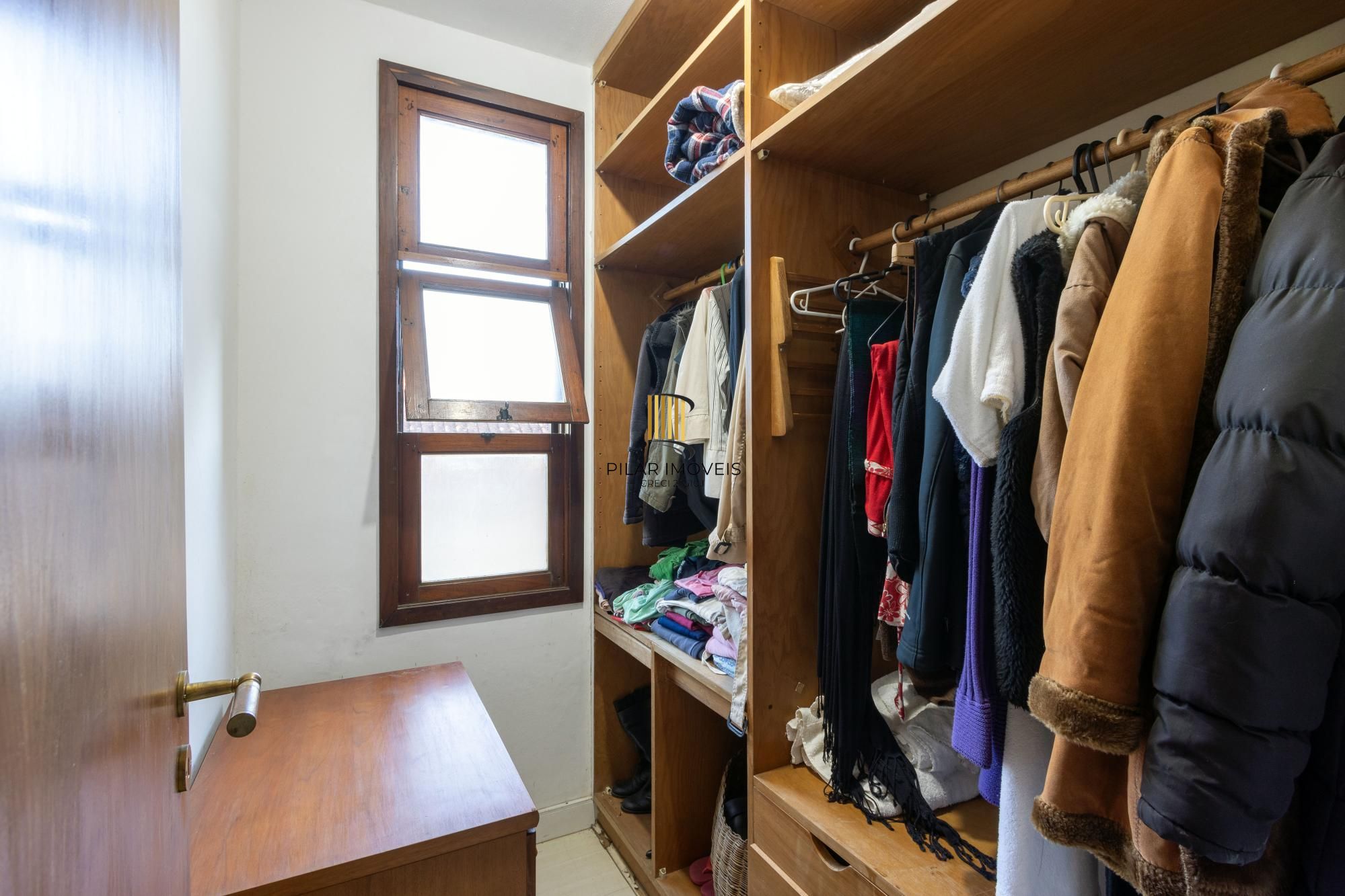 Casa de Condomínio 4 dormitórios no bairro Cavalhada