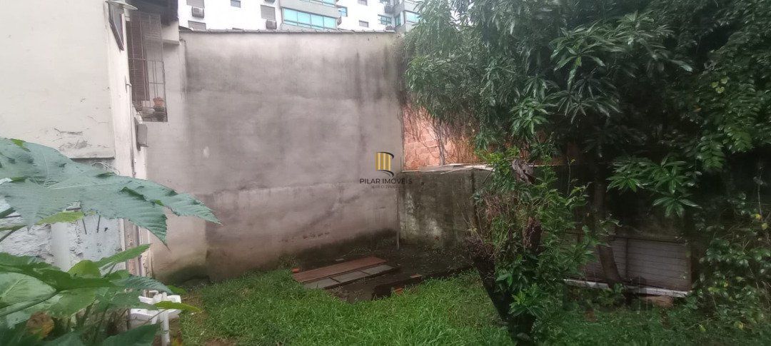 Casa 2 dormitórios no bairro Tristeza