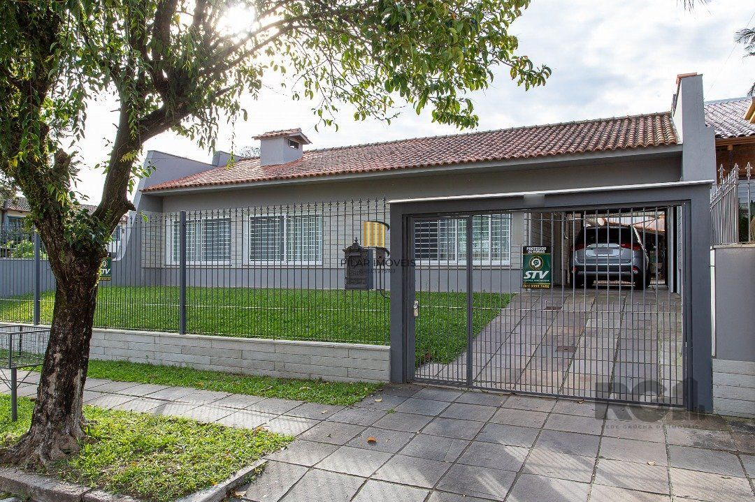 Casa 4 dormitórios no bairro Jardim Isabel - Pilar Imóveis