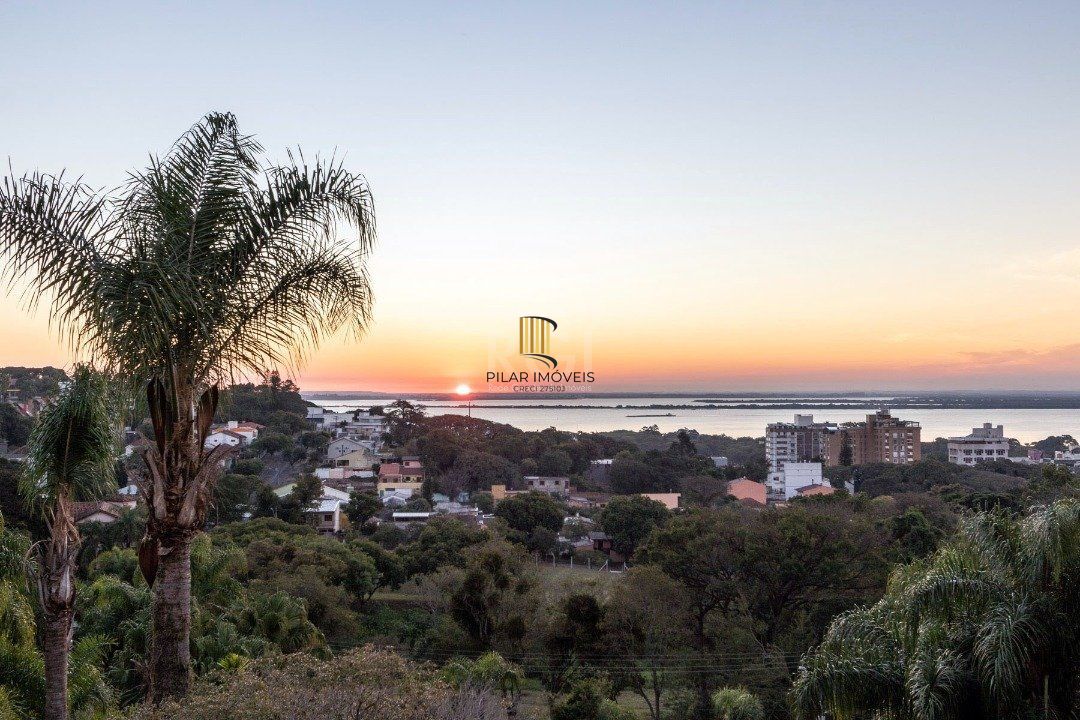 Casa Condominio para Venda - 381.1m², 4 dormitórios, sendo 2 suites, 4 vagas - Santa Tereza