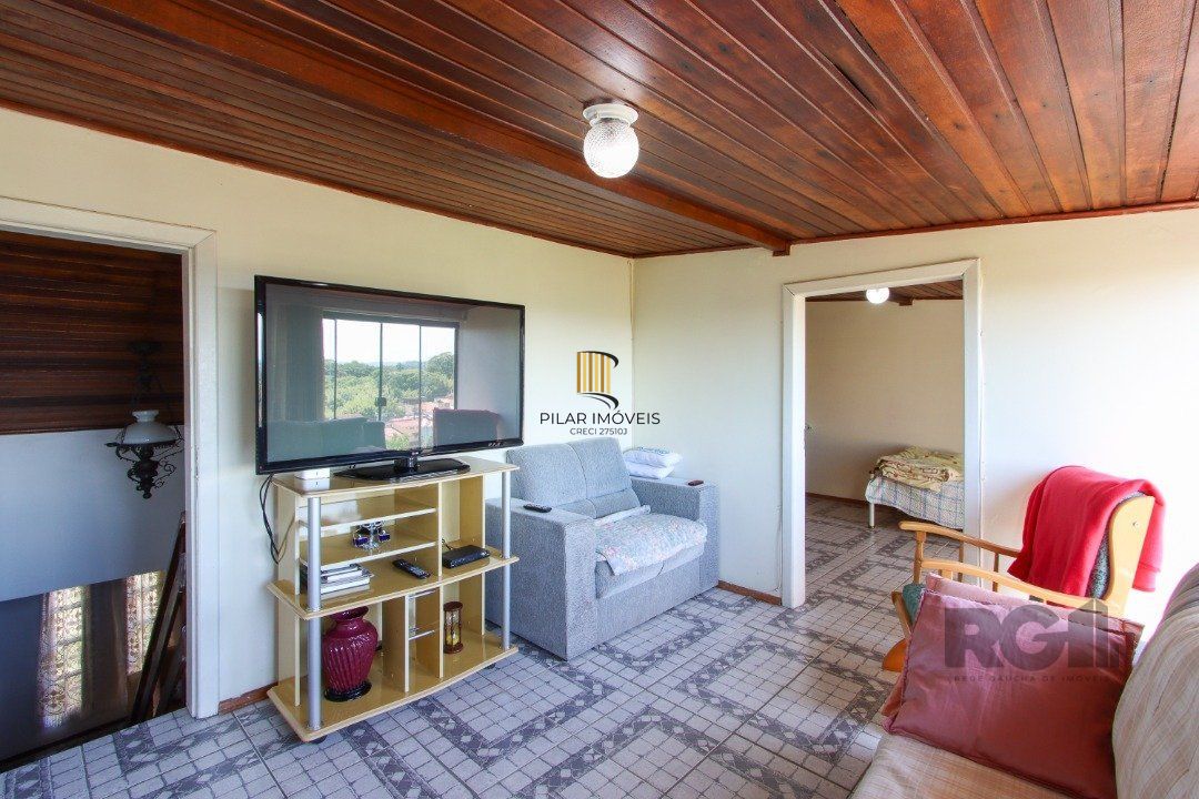 Casa 04 dormitórios, 02 suítes, living 02 ambientes