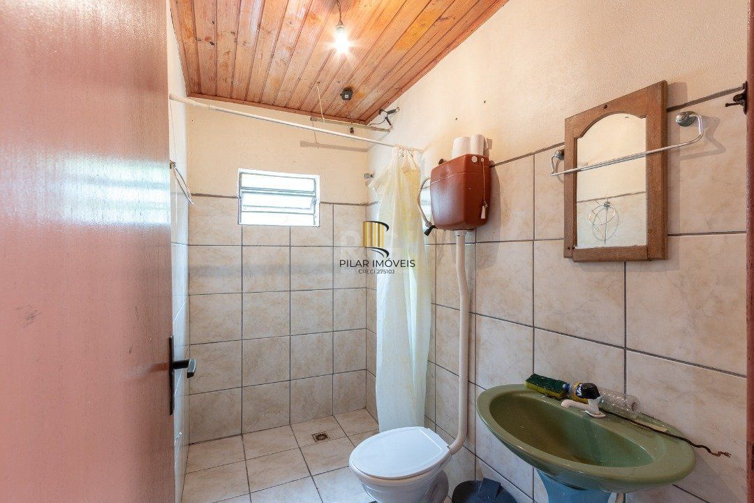 Casa para Venda - 161m², 3 dormitórios, 3 vagas - Nonoai