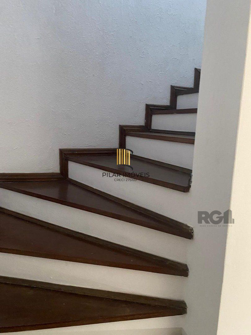 Casa de Condomínio 3 dormitórios no bairro Hípica