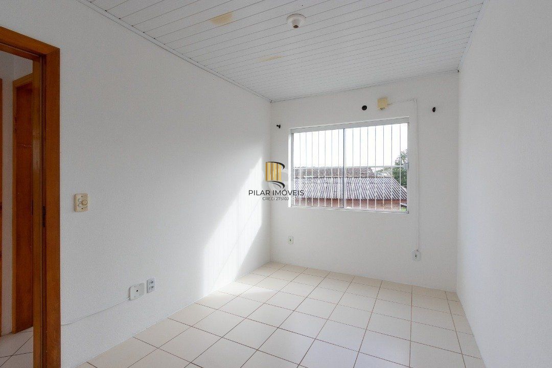 Casa para Venda - 98.24m², 2 dormitórios, 1 vaga - Restinga