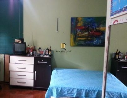 Casa para Venda - 330m², 5 dormitórios, sendo 1 suites, 7 vagas - Menino Deus