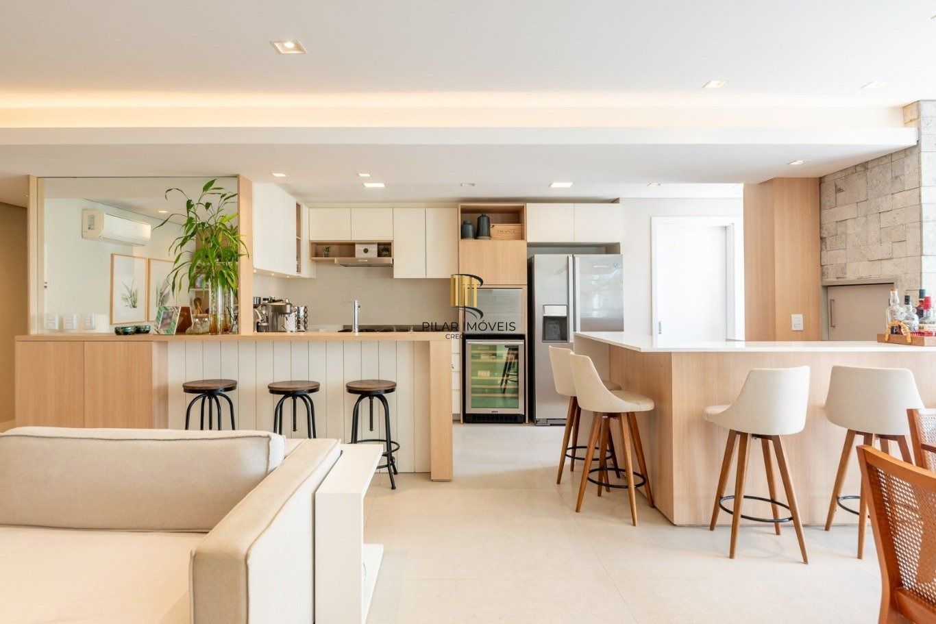 Apartamento Garden com 132m² e 3 dormitórios, 1 suíte, 3 vagas