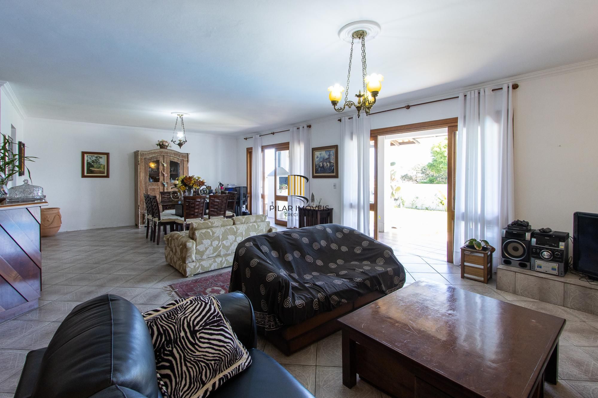 Casa 3 dormitórios no bairro Tristeza