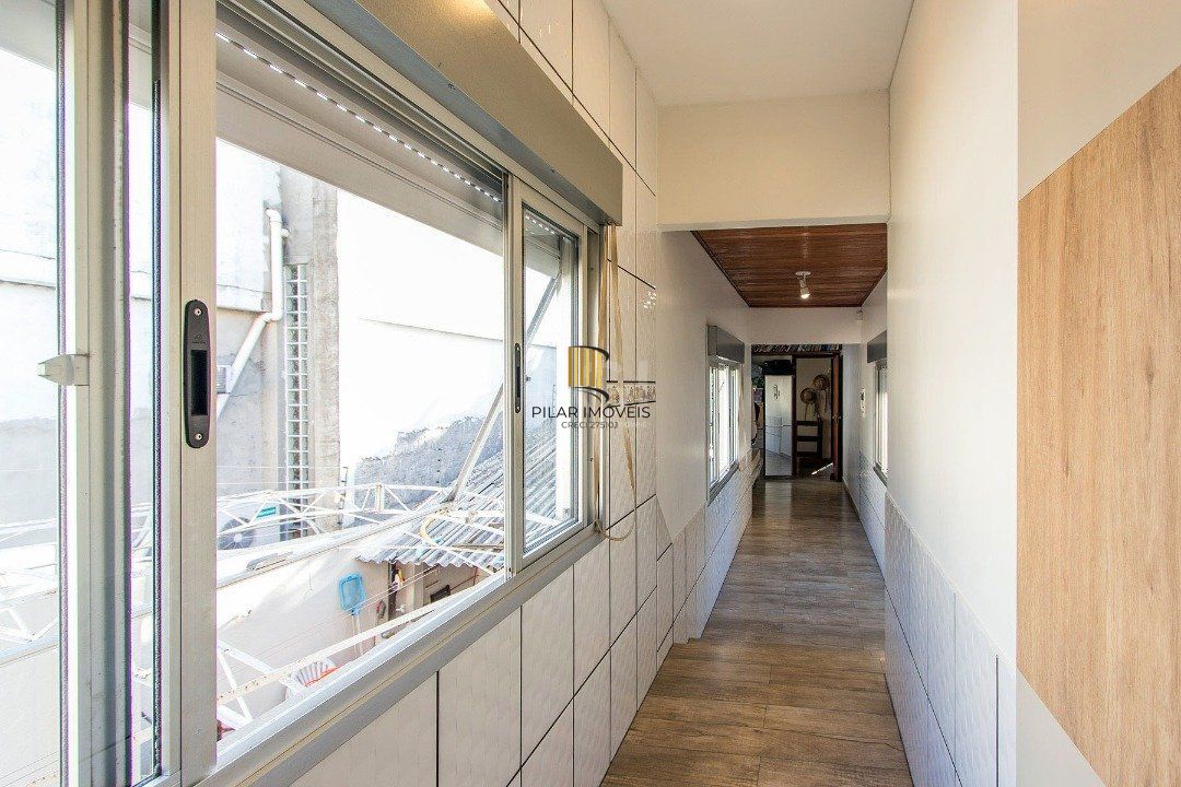 Casa para Venda - 229.18m², 4 dormitórios, sendo 4 suites, 5 vagas - Cavalhada