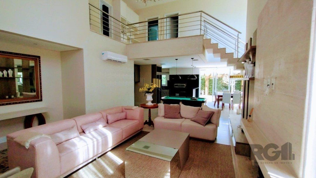 Casa de Condomínio 4 dormitórios no bairro Atlântida Sul
