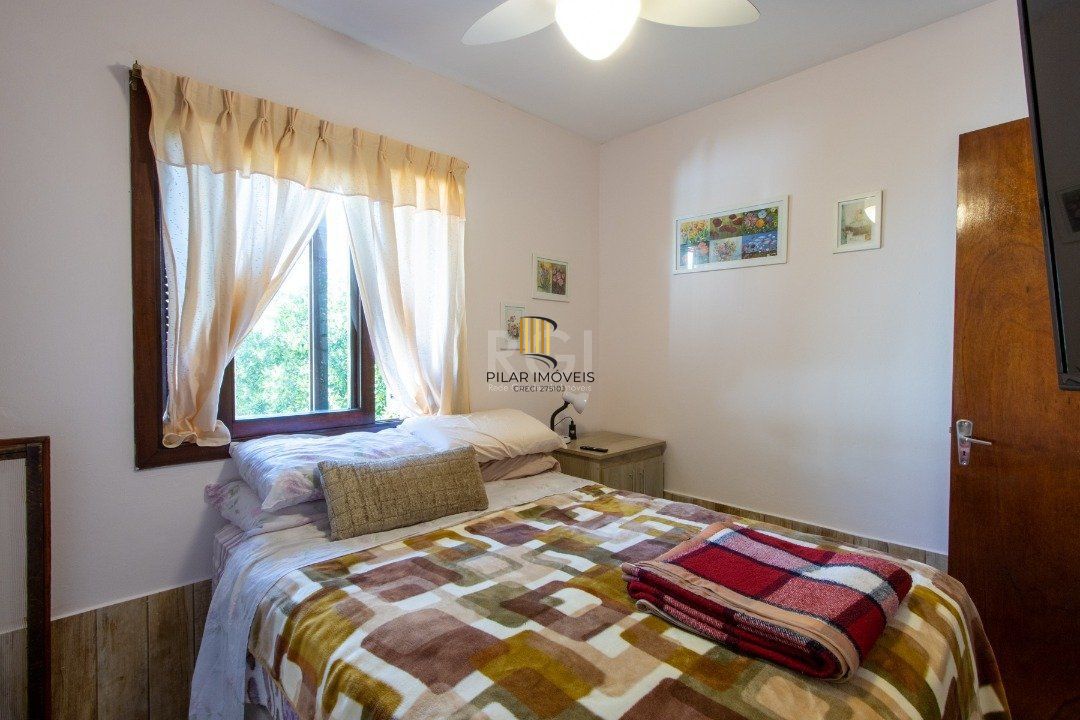 Casa para Venda - 111m², 3 dormitórios, sendo 1 suites, 1 vaga - Espirito Santo