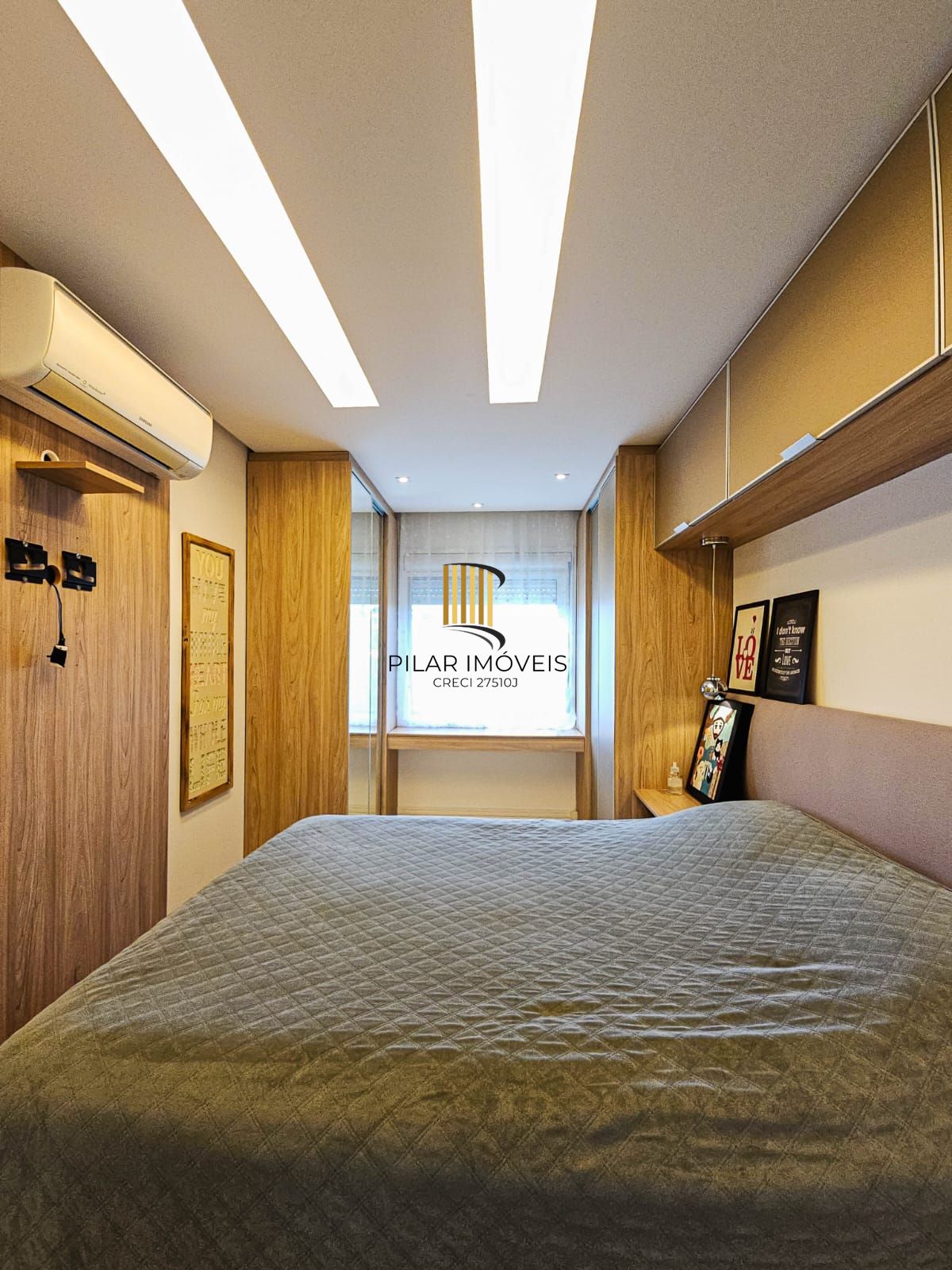 Excelente apartamento com dois sendo suite , duas vagas ,semi mobiliado