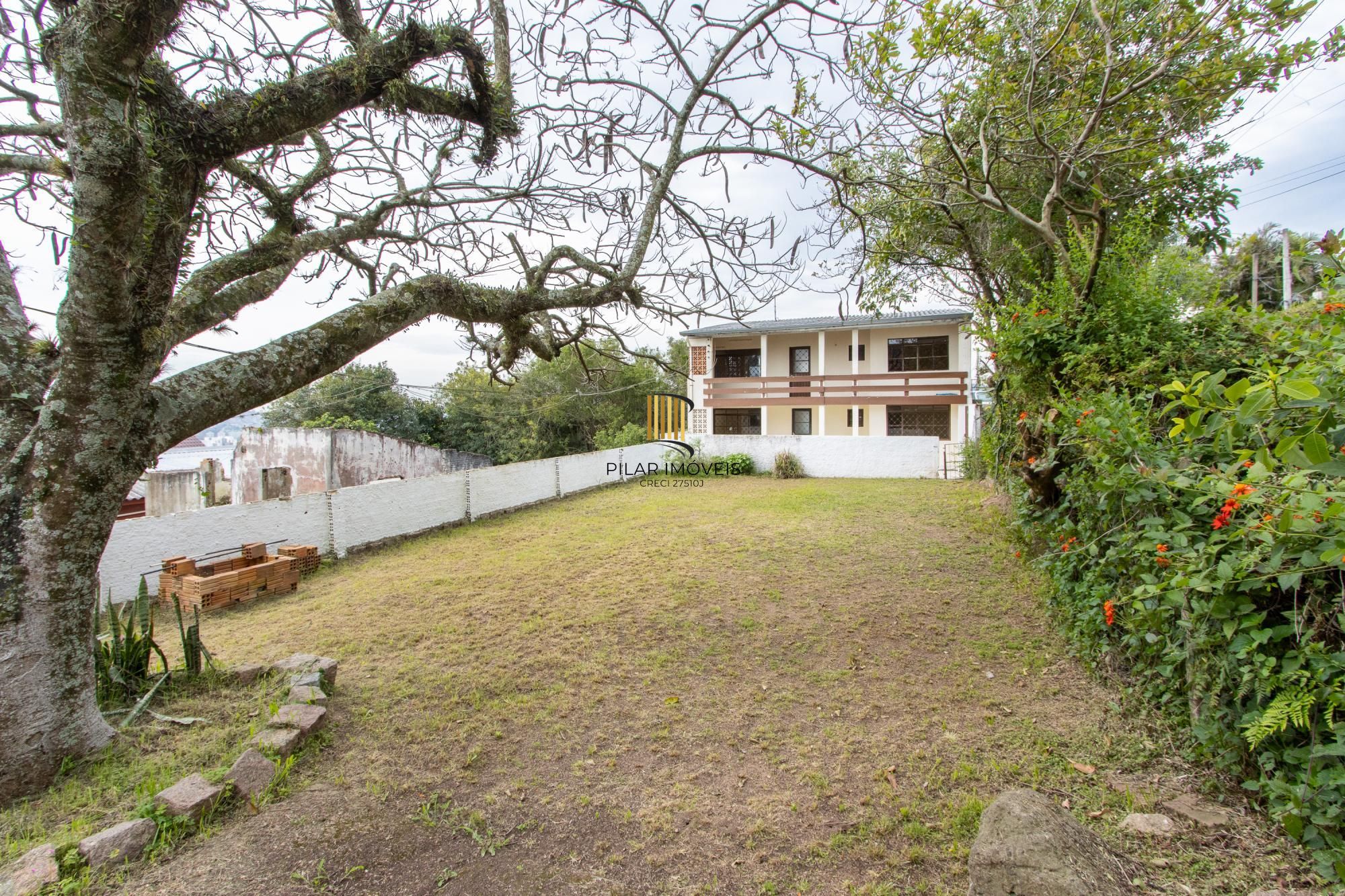 Casa 2 dormitórios no bairro Tristeza