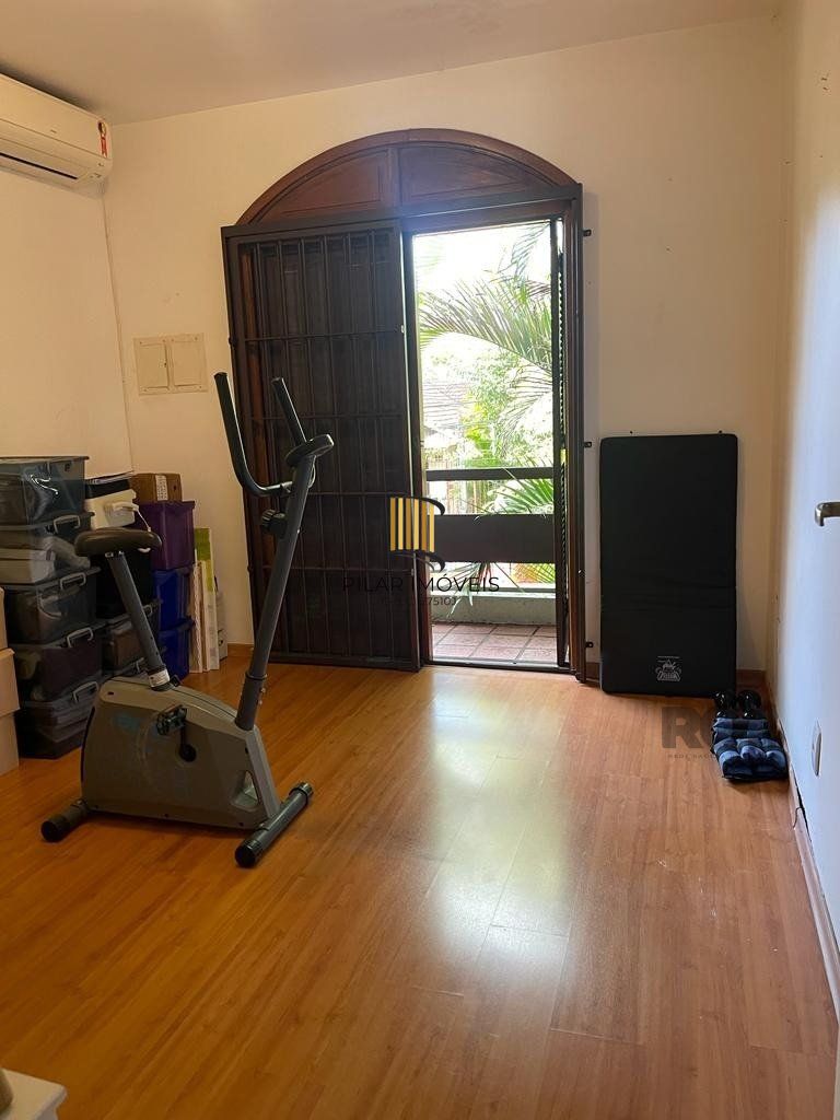 Casa 5 dormitórios no bairro Nonoai